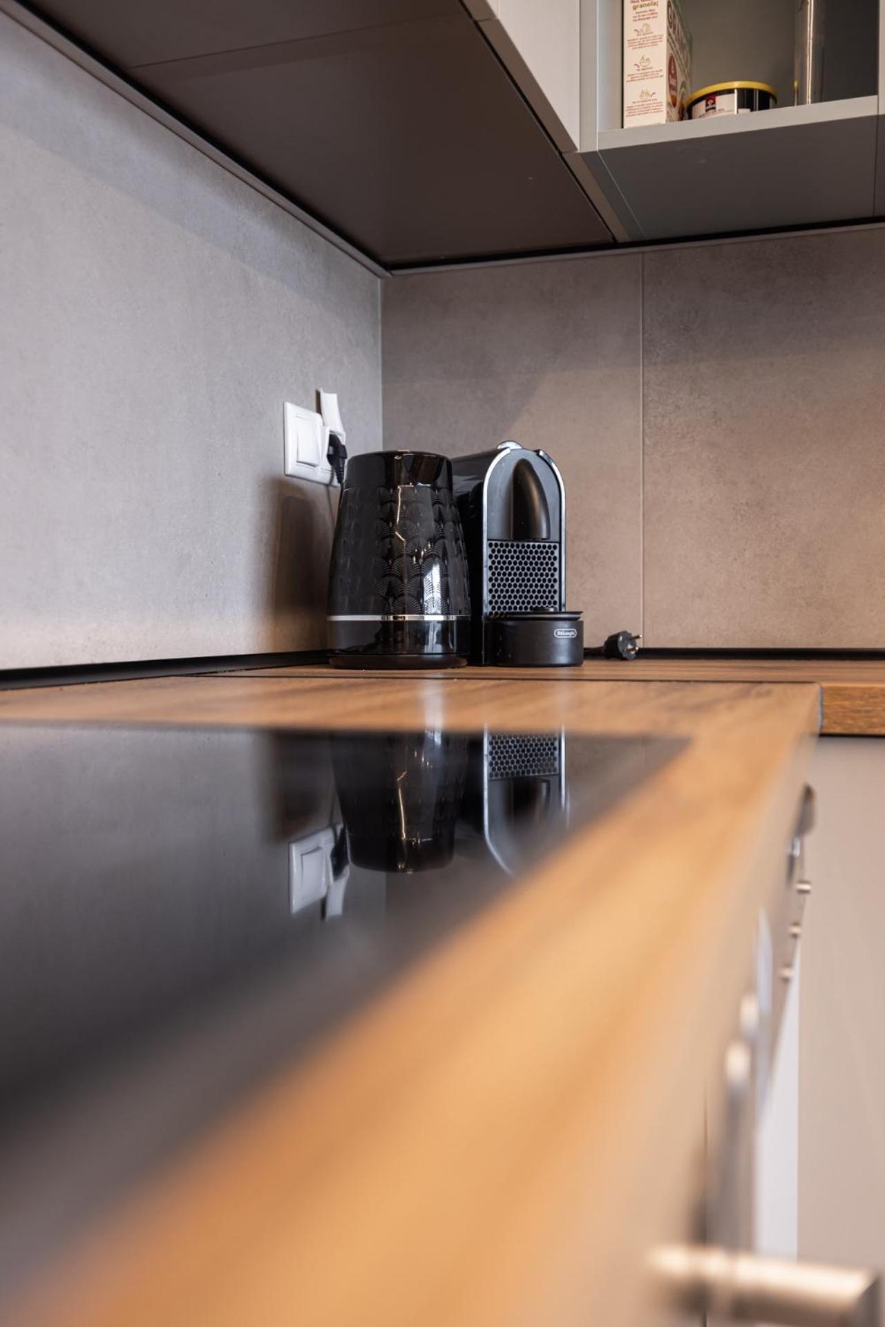 Cozy Apartment In Kalamaria, テッサロニキ エクステリア 写真