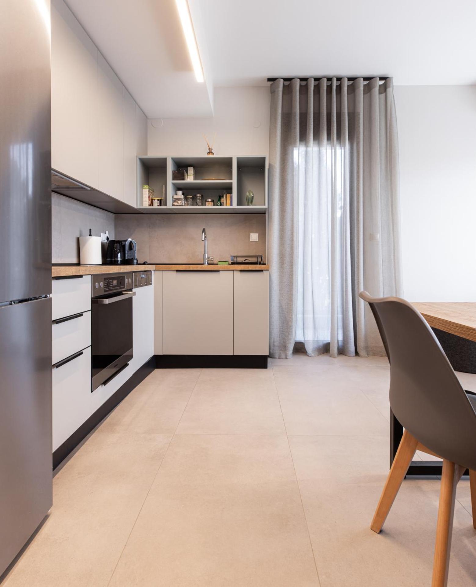 Cozy Apartment In Kalamaria, テッサロニキ エクステリア 写真