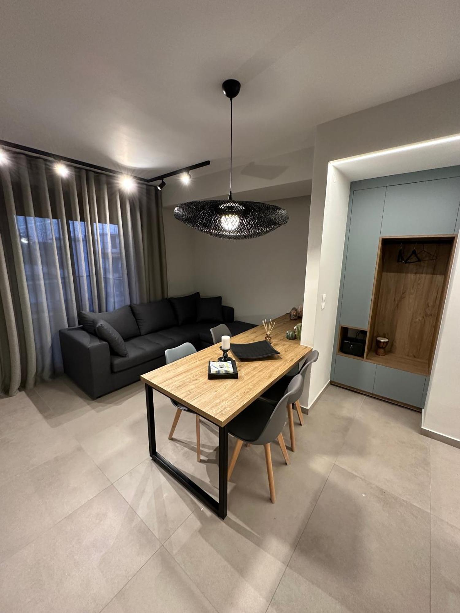 Cozy Apartment In Kalamaria, テッサロニキ エクステリア 写真